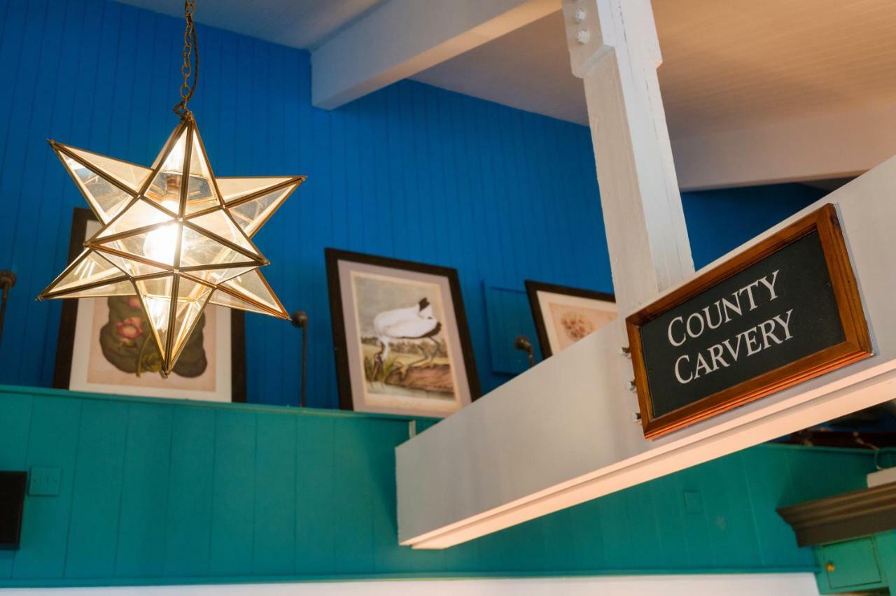 County Arms Hotel Truro Exterior photo